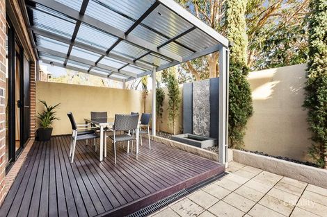 Property photo of 2/162 Kangaroo Road Hughesdale VIC 3166