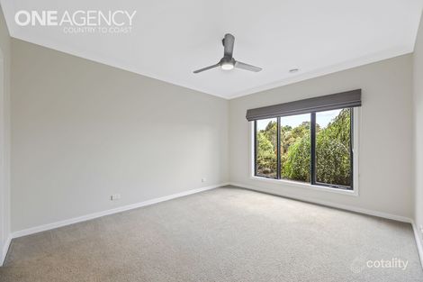 Property photo of 177 Twin Ranges Drive Warragul VIC 3820