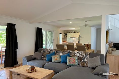 Property photo of 20 Skinner Crescent Urangan QLD 4655