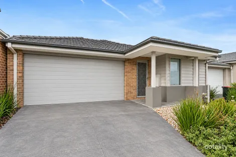 12 Makiti Cres, Harkness, VIC 3337