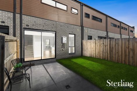 10 Nostrand Walk, Point Cook, VIC 3030