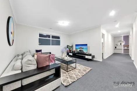 Property photo of 21 Amara Street Tarneit VIC 3029