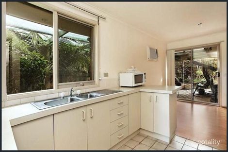 Property photo of 20 Ellindale Close Hampton Park VIC 3976