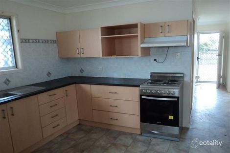 Property photo of 8 West Avenue Wynnum QLD 4178