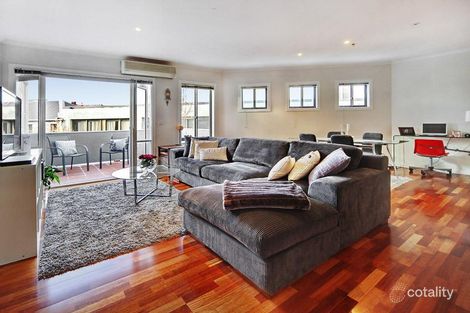 25/5 Dickens St, Elwood, VIC 3184