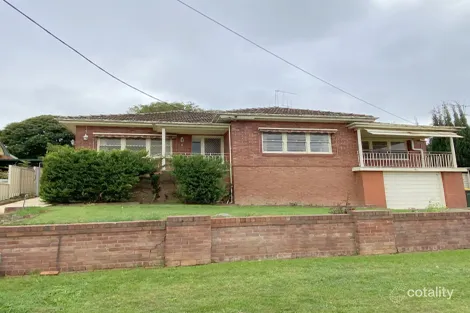 6 Liverpool St, Cowra, NSW 2794