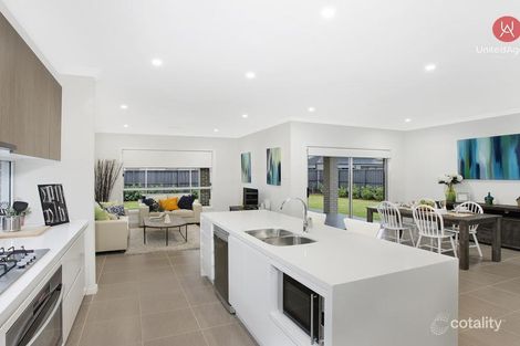 Property photo of 4 Alchemist Way Carnes Hill NSW 2171