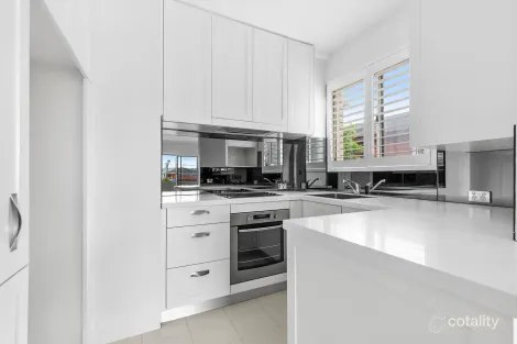 Property photo of 4/139 Pacific Parade Dee Why NSW 2099