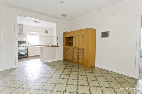 Property photo of 16 Cottrell Street Werribee VIC 3030