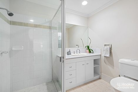 Property photo of 14 Fraser Place Forest Lake QLD 4078