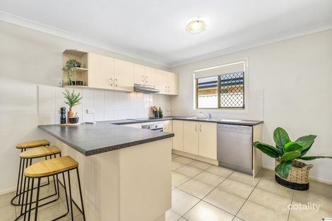 Property photo of 25 Wirra Circuit Wynnum West QLD 4178