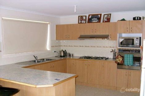 Property photo of 1 Luxor Court Cranbourne VIC 3977