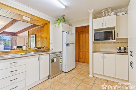 Property photo of 10 Glenhaven Avenue North Nowra NSW 2541