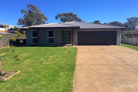 11 Lackersteen St, Callala Bay, NSW 2540