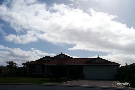 16 Hawker Cl, Kardinya, WA 6163
