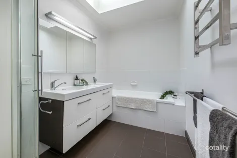 Property photo of 3/5 Clare Street Blackburn VIC 3130