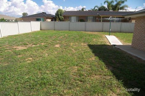 Property photo of 5 Baker Close Calala NSW 2340