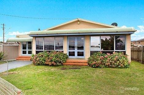 Property photo of 24 Fern Street Windang NSW 2528