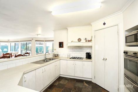 Property photo of 1 Flintoff Avenue Burnside VIC 3023