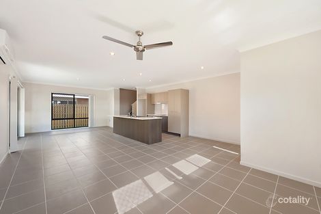 Property photo of 2 Kingfisher Street Pimpama QLD 4209
