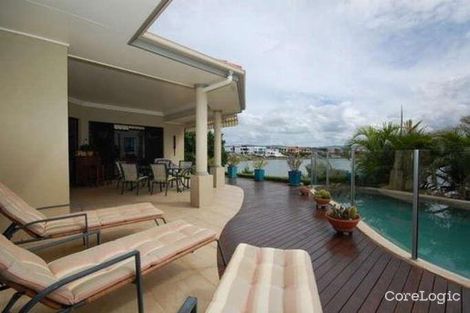 Property photo of 152 Sir Bruce Small Boulevard Benowa QLD 4217