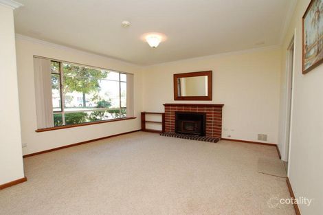 Property photo of 12 Devon Way Lynwood WA 6147