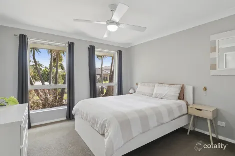 Property photo of 1 Rigoni Crescent Coffs Harbour NSW 2450