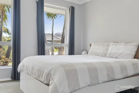 Property photo of 1 Rigoni Crescent Coffs Harbour NSW 2450