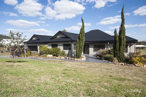 Property photo of 18 Cary Road Glenvale QLD 4350