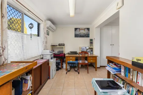 Property photo of 9 Argyle Avenue Withers WA 6230