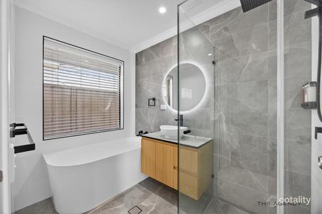 Property photo of 39 Timbercrest Road Thornlie WA 6108