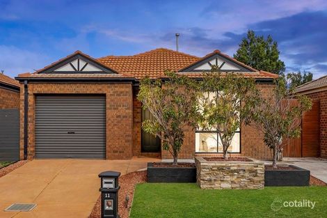 11 DUNLAVIN WAY, CRANBOURNE EAST, VIC 3977