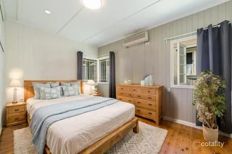 Property photo of 90 Davies Road Ashgrove QLD 4060