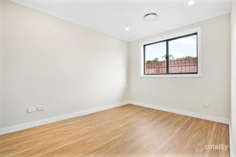 Property photo of 4 Rich Place Jamisontown NSW 2750