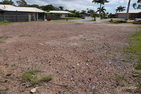 Property photo of 4 Karamea Close Clinton QLD 4680