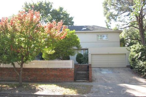 16 Merriwee Cres, Toorak, VIC 3142