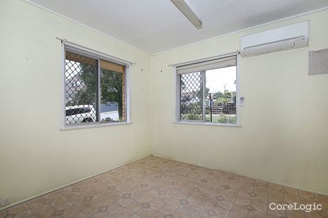 Property photo of 36 Naomai Street Bundamba QLD 4304