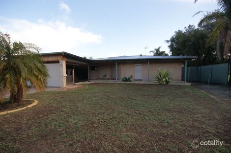 Property photo of 13 Mildura Place Rockingham WA 6168