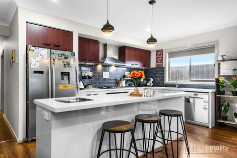 Property photo of 45 Yellowfin Drive Tarneit VIC 3029