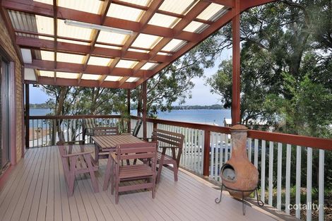 Property photo of 19 Sealand Road Fishing Point NSW 2283