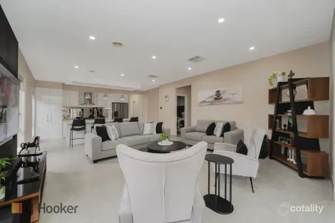 Property photo of 7 Pickering Street Mickleham VIC 3064