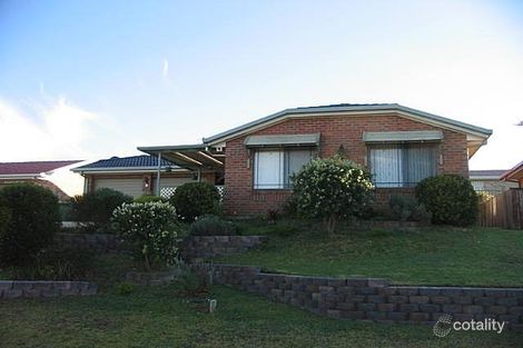 2 Elm Pl, Blue Haven, NSW 2262