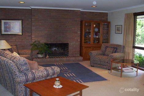 Property photo of 6 Orchard Rise Park Orchards VIC 3114