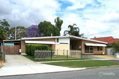 13a Irwin Rd, Embleton, WA 6062