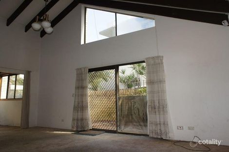 Property photo of 5/7 Lind Avenue Palm Beach QLD 4221