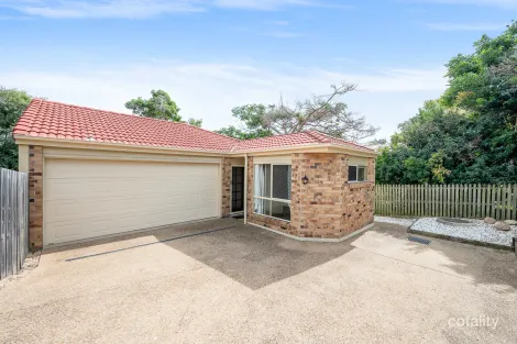 2/5 O'Malley St, West Gladstone, QLD 4680