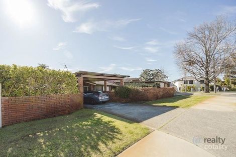 Property photo of 30 Bartling Crescent Bateman WA 6150
