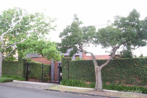 Property photo of 1/1-3 Tyalla Crescent Toorak VIC 3142