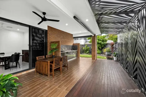 Property photo of 73 Needham Place Bridgeman Downs QLD 4035