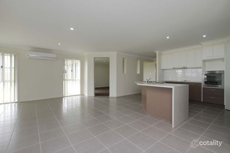 Property photo of 28 Bowden Crescent Marian QLD 4753
